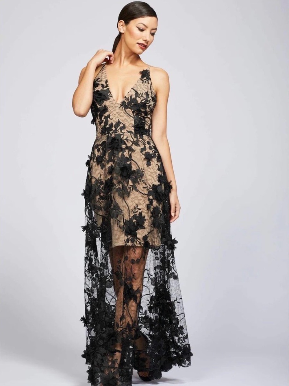 Dress The Population Sidney Plunging Lace
